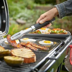 Grill gazowy składany Traveler czarny WEBER