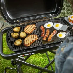 Grill gazowy składany Traveler czarny WEBER