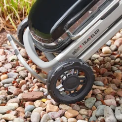 Grill gazowy Traveler czarny WEBER