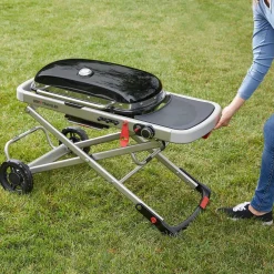 Grill gazowy Traveler czarny WEBER