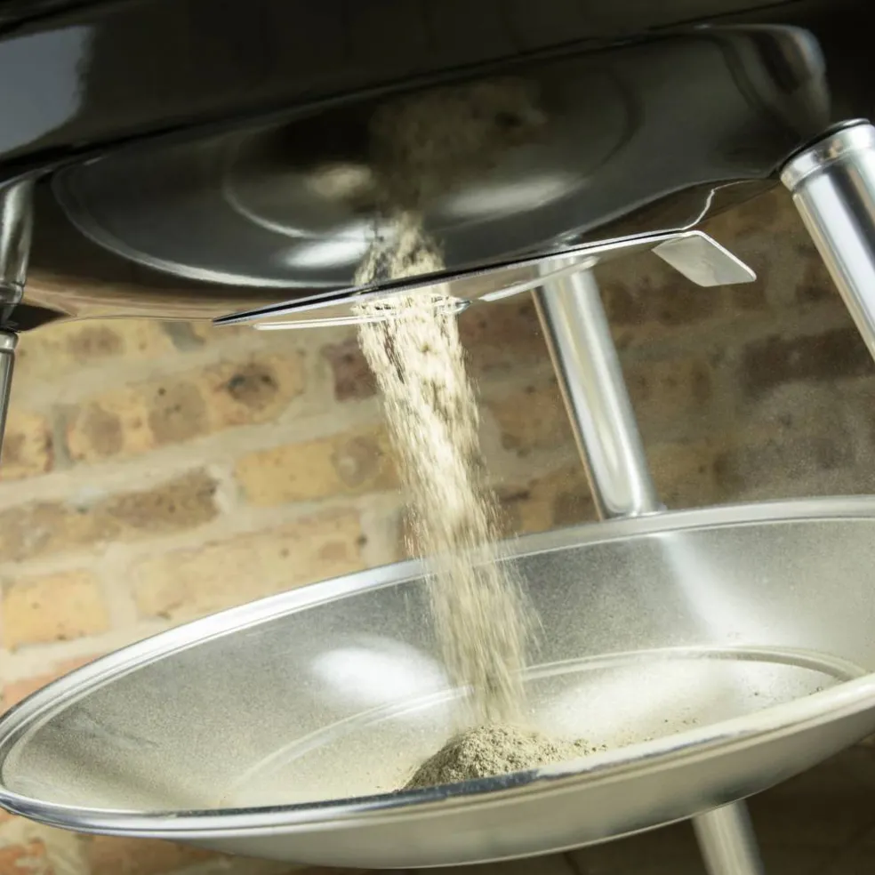 Grill węglowy Compact Kettle WEBER