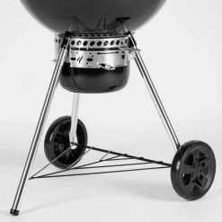 Grill węglowy ze stali chromowanej Master Touch E-575 GBS 57 cm WEBER