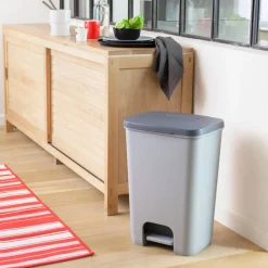 Kosz na śmieci Essentials 20 l CURVER