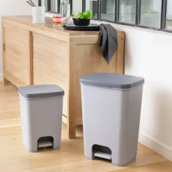 Kosz na śmieci Essentials 20 l CURVER