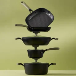 Patelnia głęboka z pokrywą z powłoką Qualum Basic Mossa 28 cm AMBITION