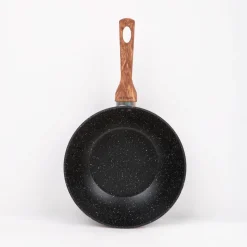Patelnia wok z powłoką Qualum Basic 26 cm Pria AMBITION