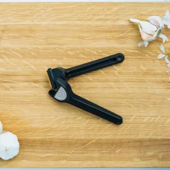 Praska do czosnku Functional Form 16 cm FISKARS