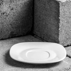Spodek pod filiżankę Fala 14 cm AMBITION